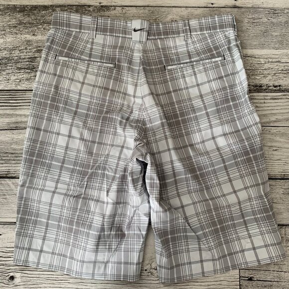 Nike Golf Tour Performance Dri-Fit Plaid Lightweight Shorts - Picture 3 of 10